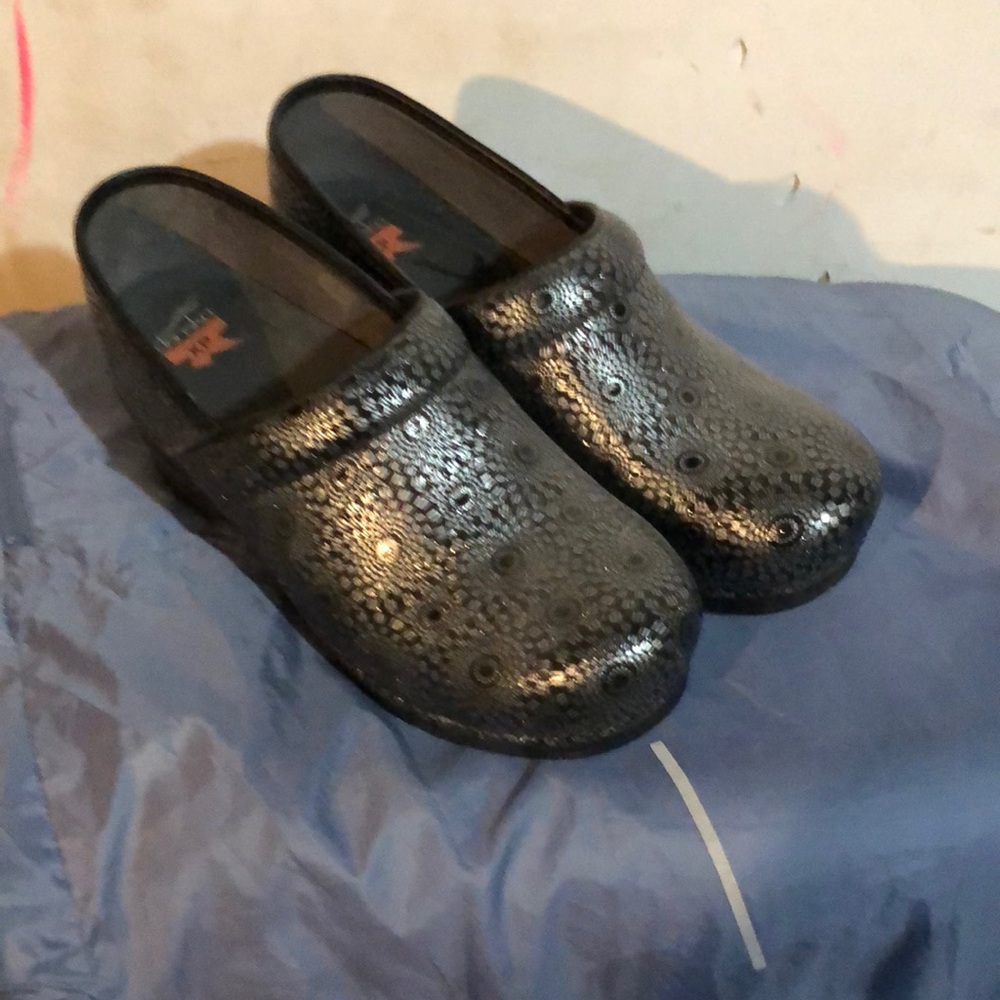 Dansko XP nursing shoes